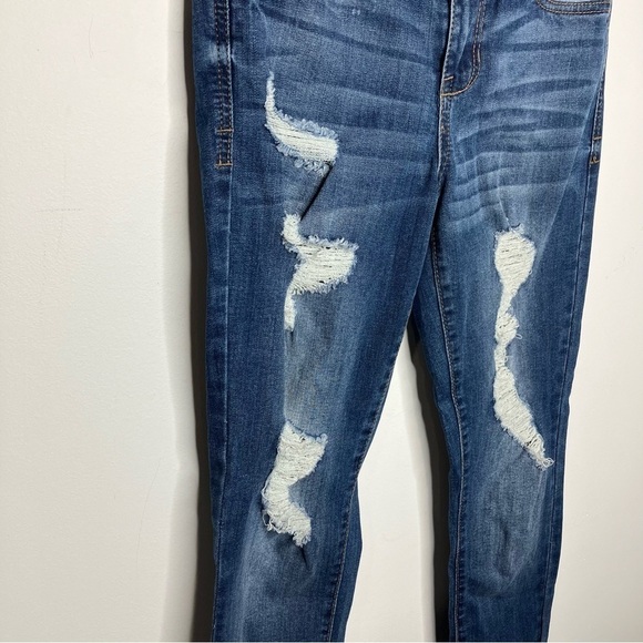 Altar’d State distressed skinny Jeans Size 3/26 - Picture 2 of 6